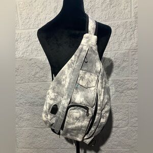 Nupouch Rucksack Pickleball Bag, Anti-Theft Crossbody Sling Backpack